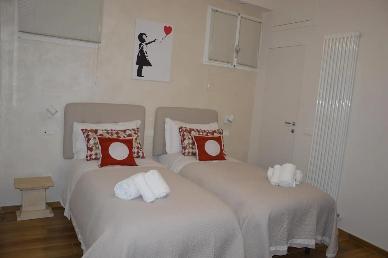 Lady Camollia Apartment Siena Italy