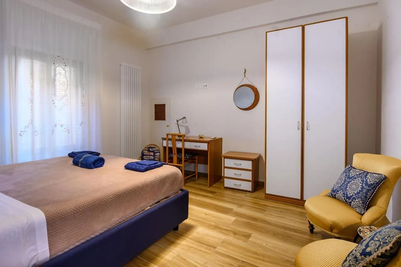 Lady Camollia Apartment Siena Italy